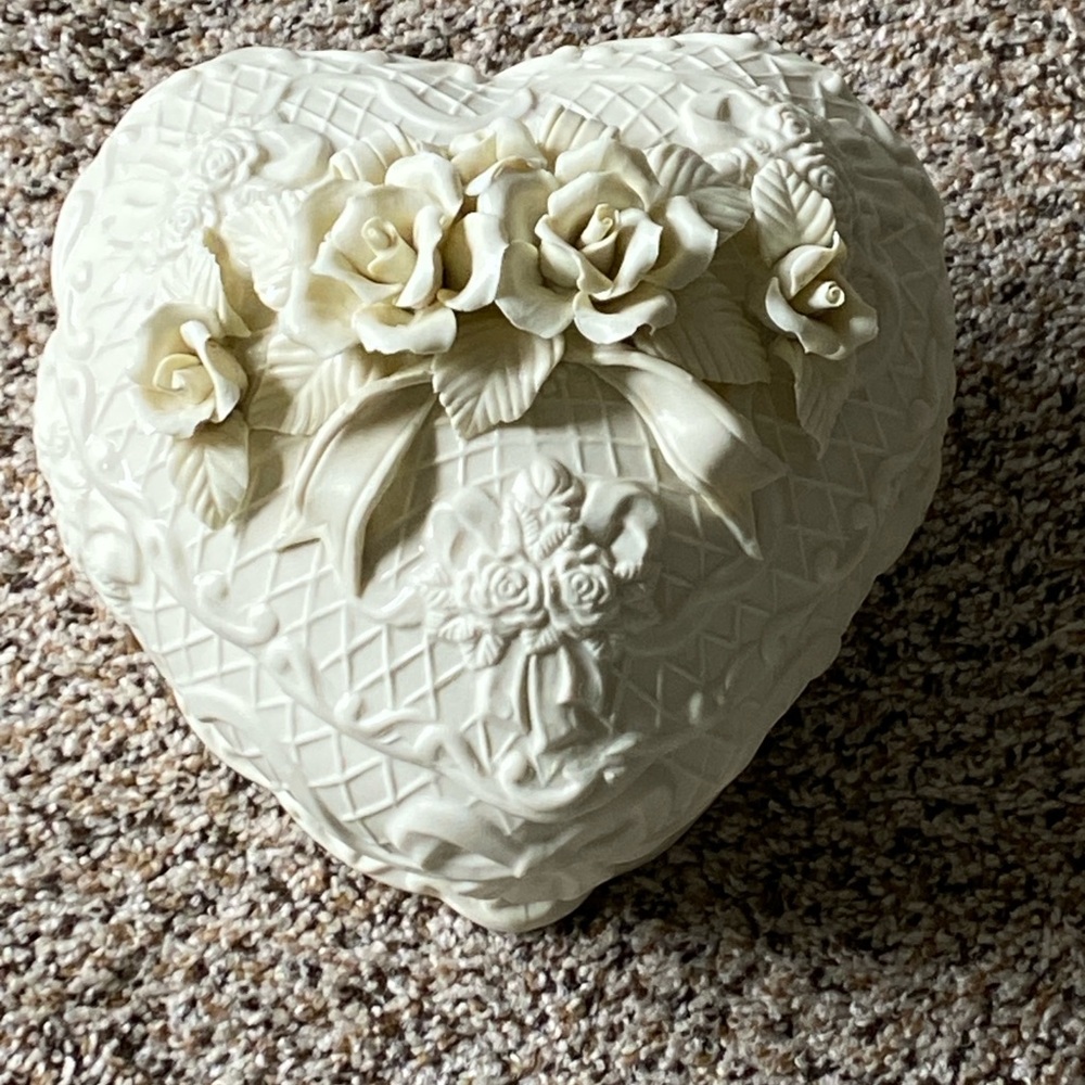 Floral Heart Shaped Box Large Ceramic